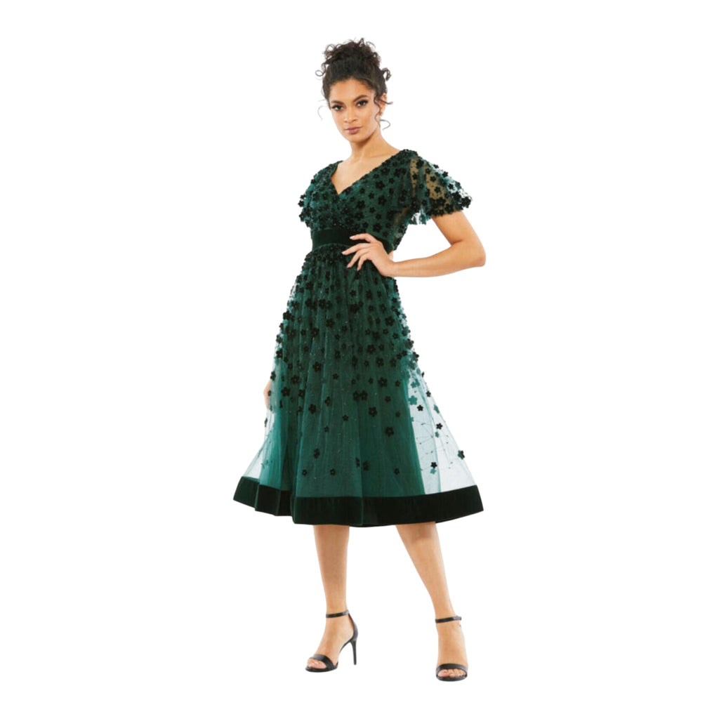 Mac Duggal 67854 Embellished Butterfly Sleeve Velvet Hem Midi Dress – Emerald Green – Size 4