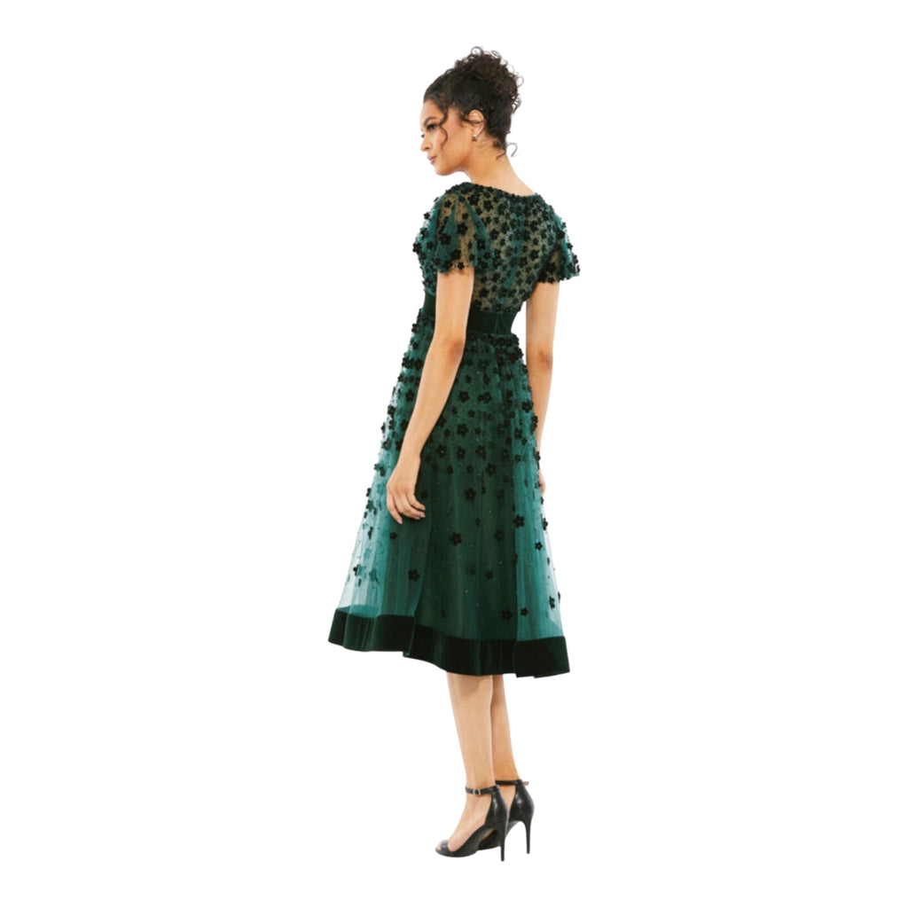 Mac Duggal 67854 Embellished Butterfly Sleeve Velvet Hem Midi Dress – Emerald Green – Size 4