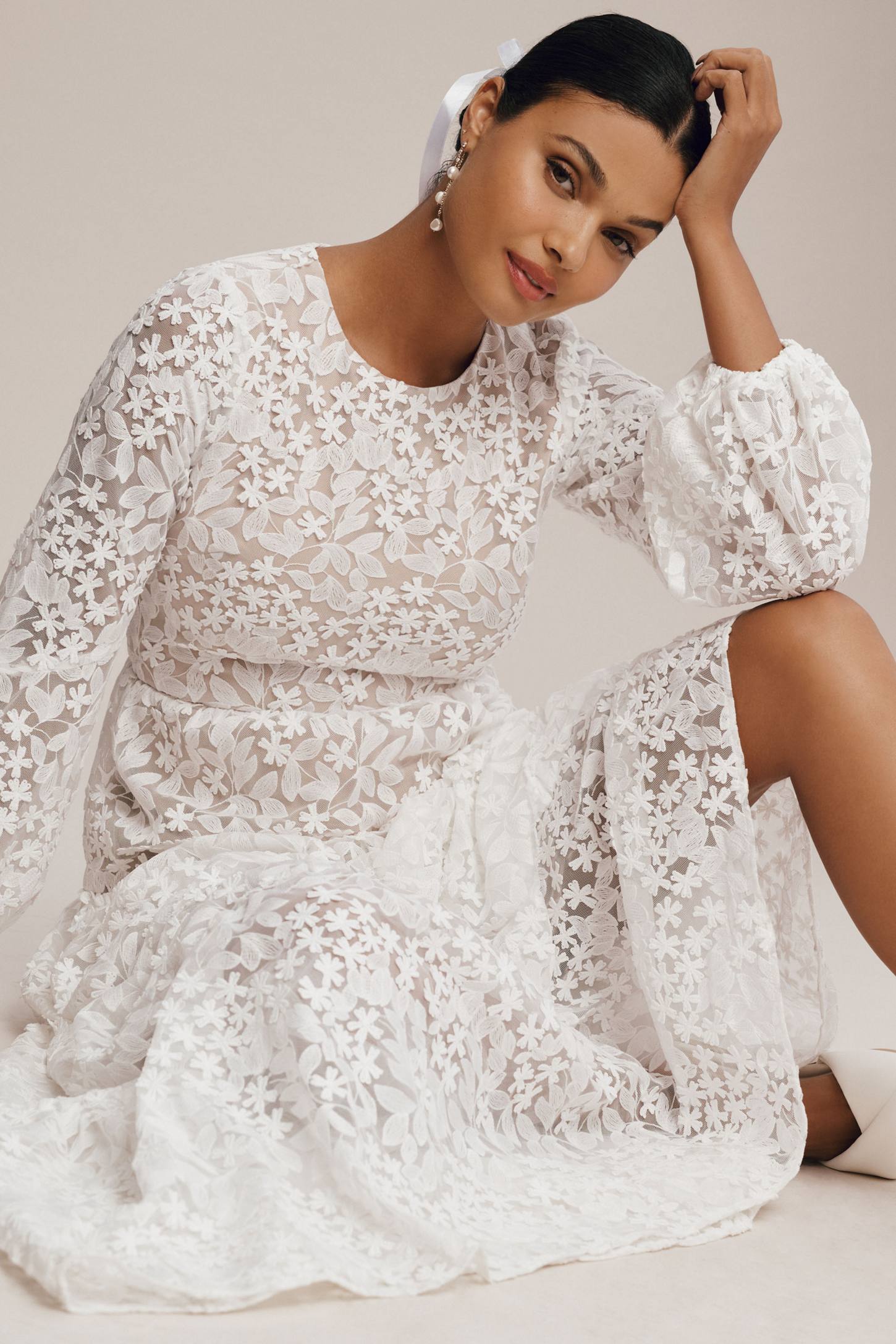 Dress The Population Lyra Puff-Sleeve Tiered Embroidered Gown White Sz Medium $398