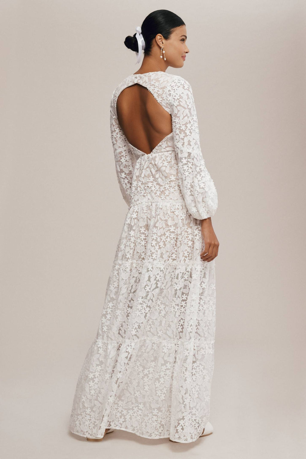 Dress The Population Lyra Puff-Sleeve Tiered Embroidered Gown White Sz Medium $398