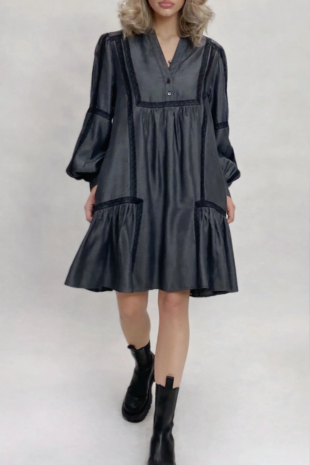 Gold Hawk Denim Tencel Lace Trim Dress Color: Dark Grey Large $365