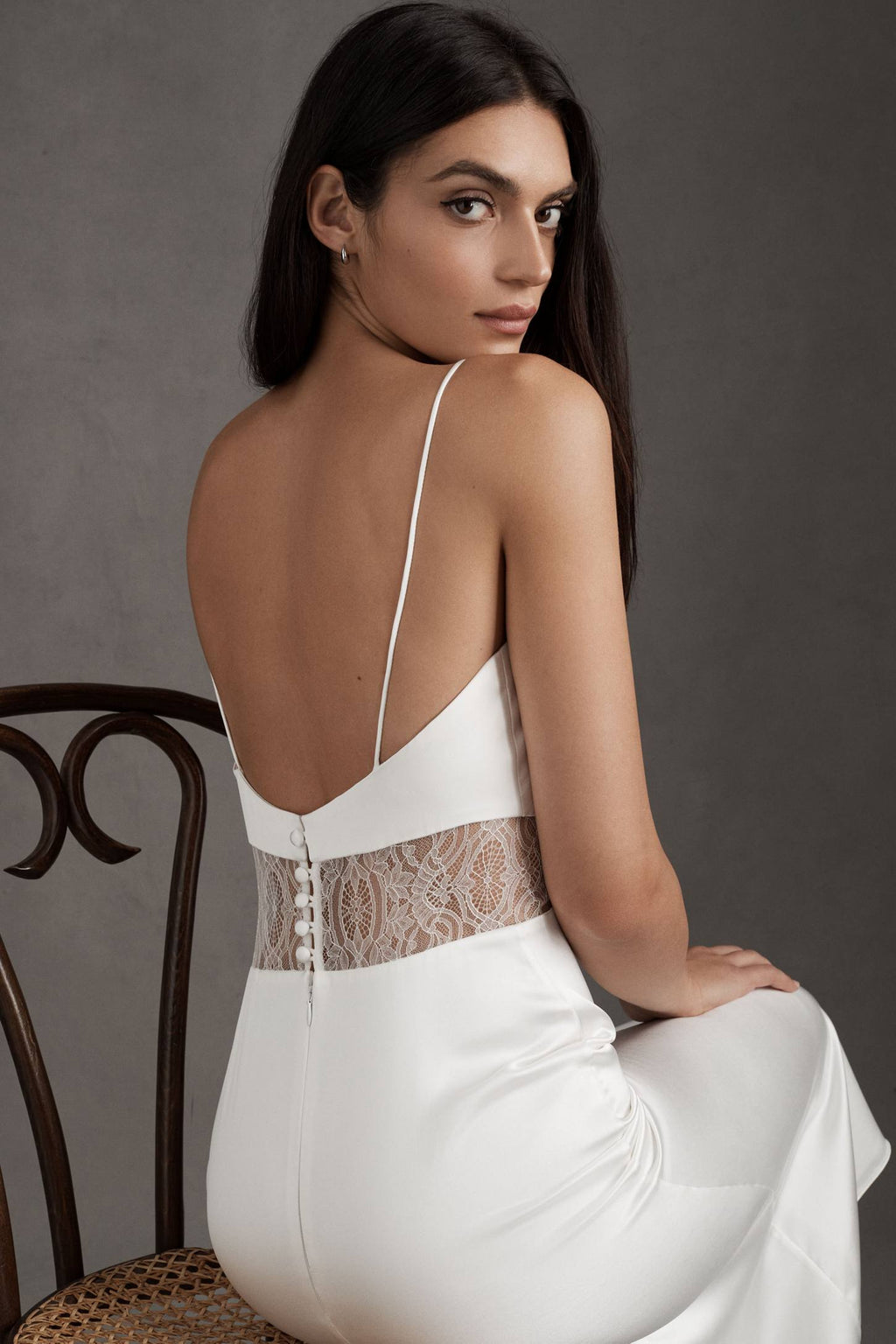Sachin & Babi Jane Ivory Lace
Cutout Midi Dress BHLDN Bridal
Size 2 $295