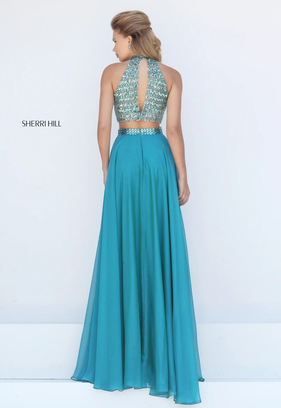 Sherri Hill 50096 Jade 2 Piece Beaded Halter Crop Top & Chiffon Skirt Set Size 2 $318