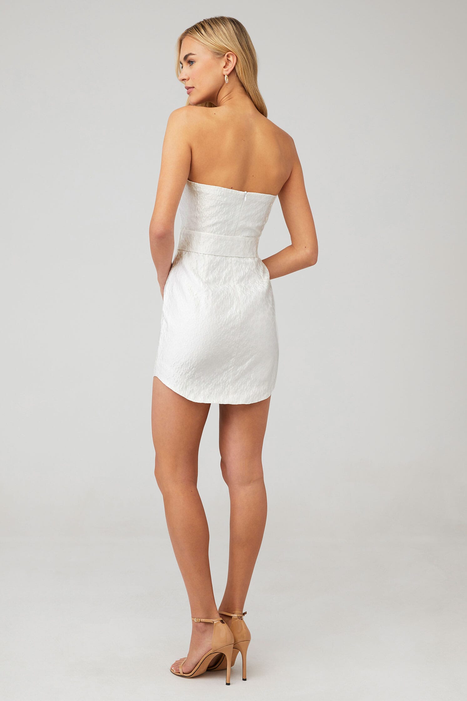Amanda Uprichard Joss Strapless Mini Dress Bellis White Jacquard Belted Size Medium $238
